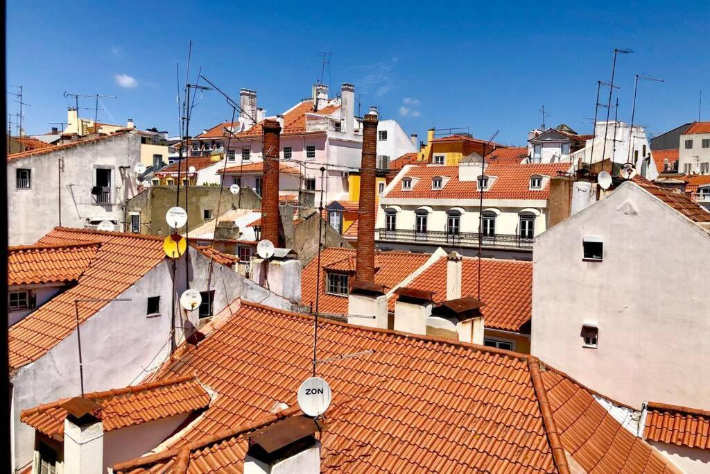 32 Top - Center Of Lisbon Duplex Apartment, Barrio Alto Экстерьер фото