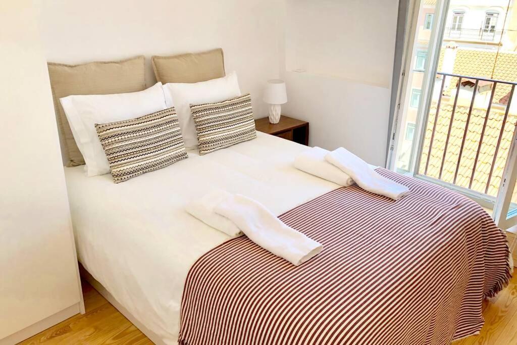 32 Top - Center Of Lisbon Duplex Apartment, Barrio Alto Экстерьер фото